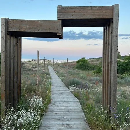 студио Premium,смокиня,созопол,5звезден затворен комплекс,4 басейна,1ва линия море * Dobrich (Yambol)