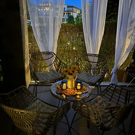 Apartamento студио Premium,смокиня,созопол,5звезден затворен комплекс,4 басейна,1ва линия море