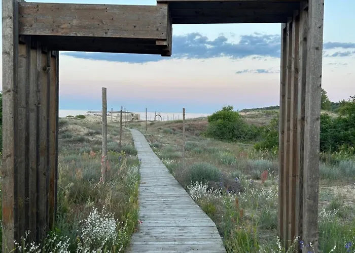 студио Premium,смокиня,созопол,5звезден затворен комплекс,4 басейна,1ва линия море * Dobrich (Yambol)