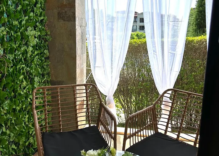 студио Premium,смокиня,созопол,5звезден затворен комплекс,4 басейна,1ва линия море