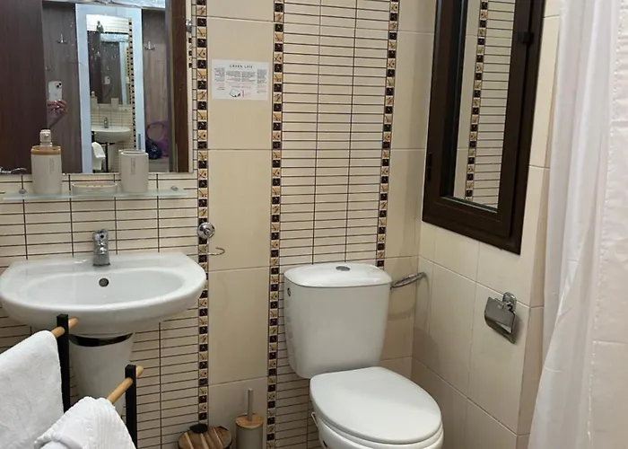 студио Premium,смокиня,созопол,5звезден затворен комплекс,4 басейна,1ва линия море Апартаменты